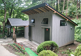 A・Bサイトトイレ